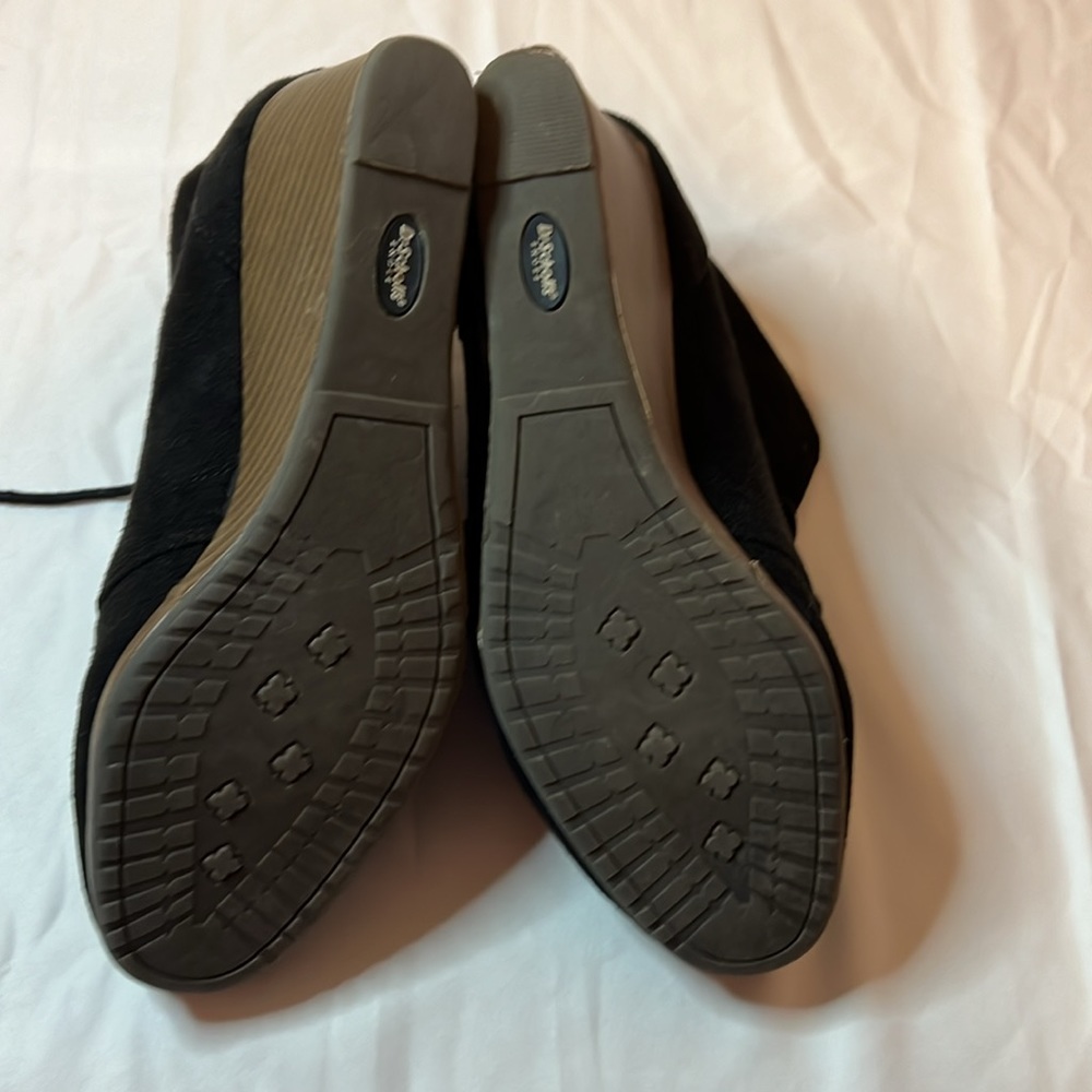 Dr Scholls Memory Foam Boot Worn Once - image 3